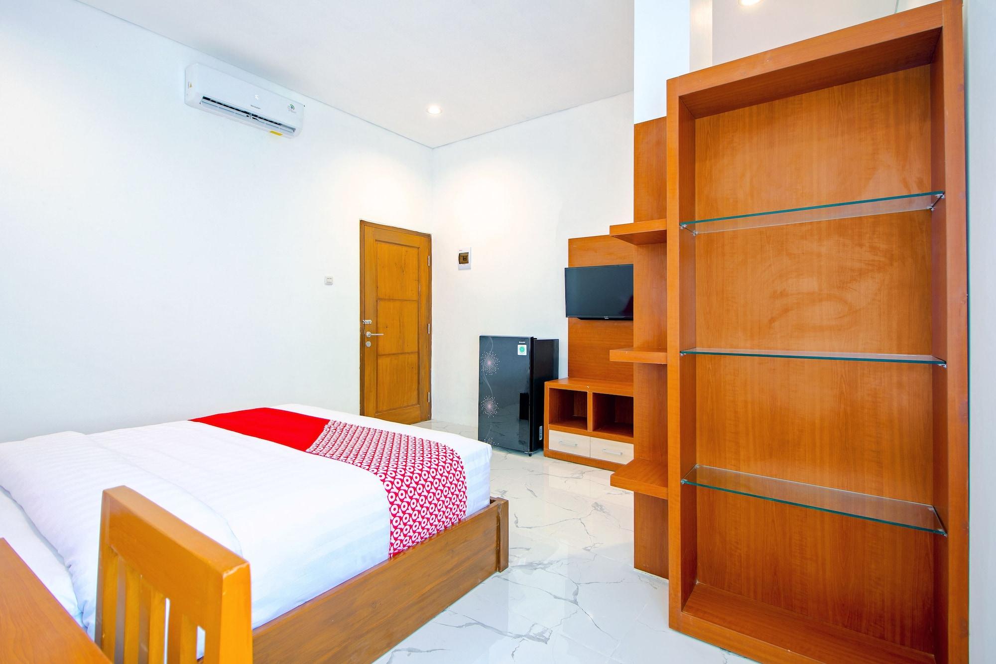 Super Oyo 13I9 88 Exclusive Guesthouse Kejayan Exterior foto