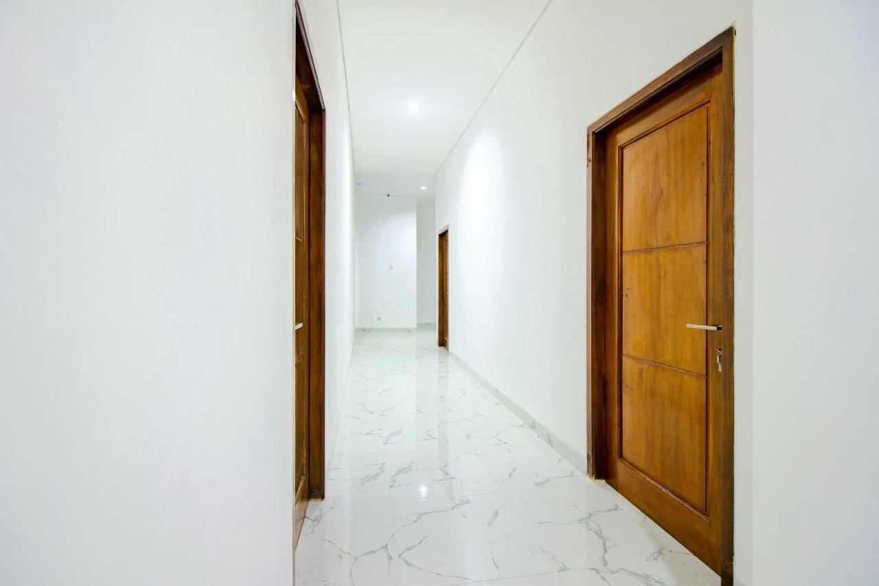 Super Oyo 13I9 88 Exclusive Guesthouse Kejayan Exterior foto